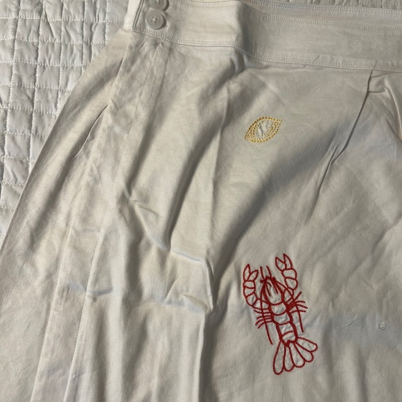 Anthropologie Maeve linen wrap skirt w/ embroidered designs. Size 14. - Picture 3 of 6